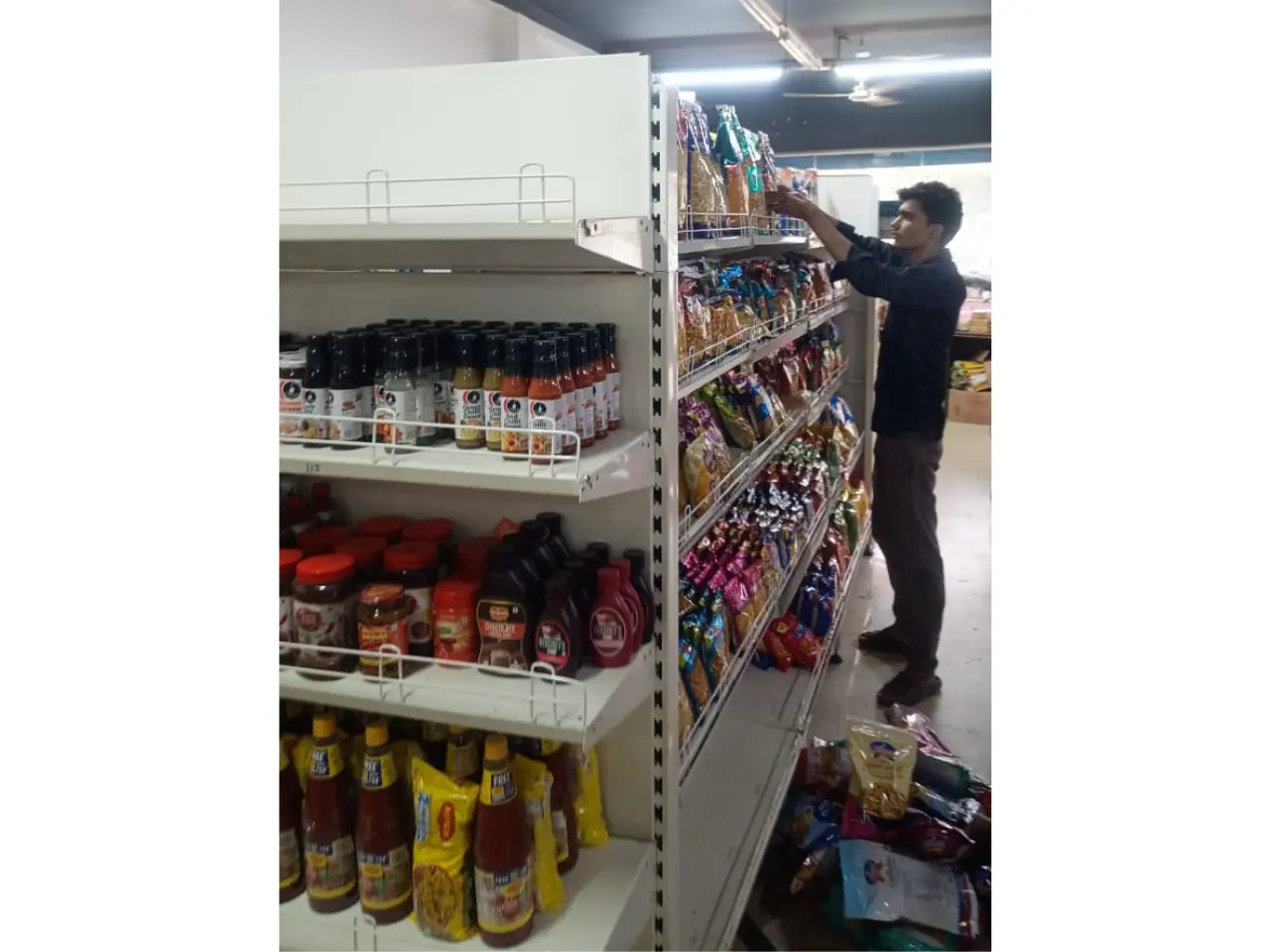 484616503_grocery Racks Installation gorakhpur1.webp